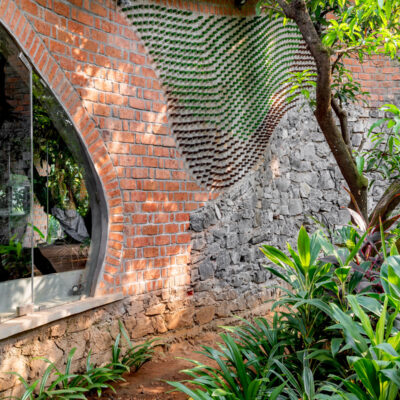 Eco-friendly building facade with lush greenery - Farmhouse in Alibag - Farmhouse in Alibag - Sustainable, eco-friendly, biophilic architects in Mumbai, India