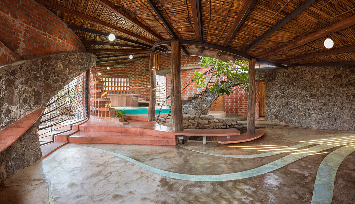 brick-house-wada-sustainable-organic-architecture