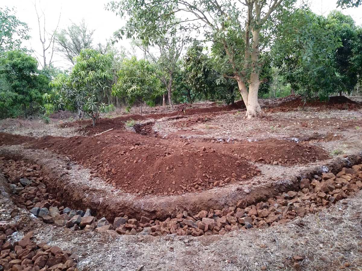 random rubble masonry - laying stones