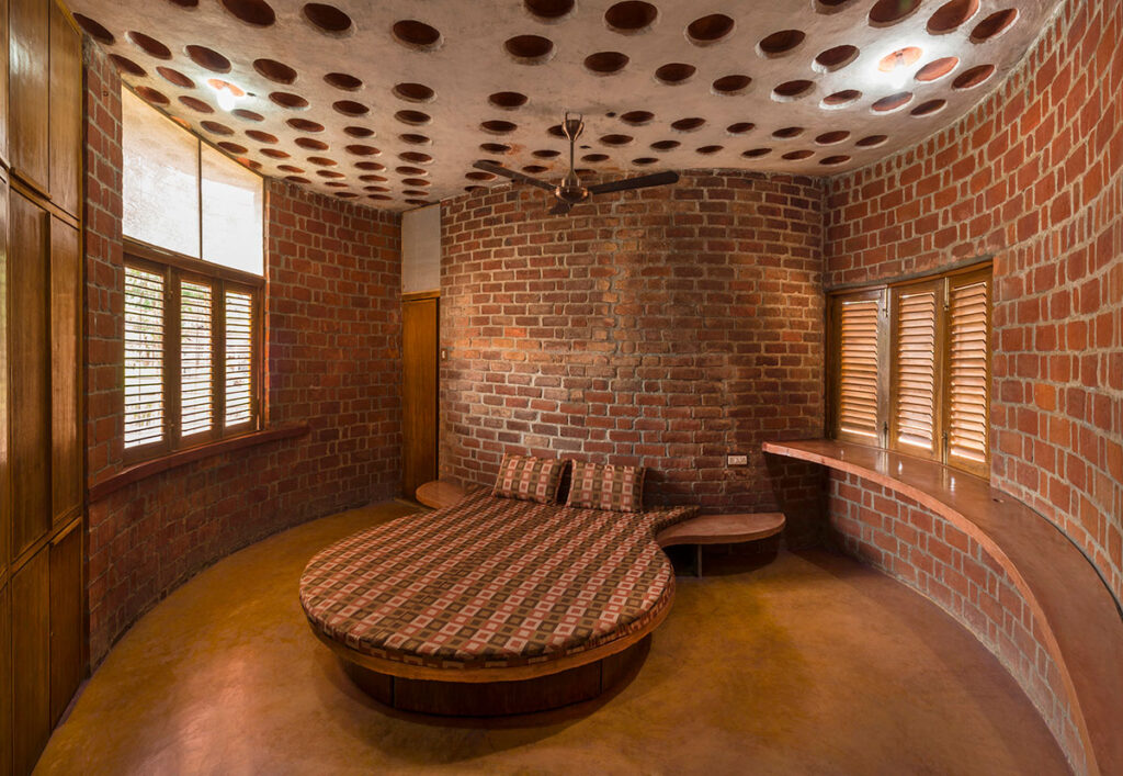 Filler slab - brick house bedroom