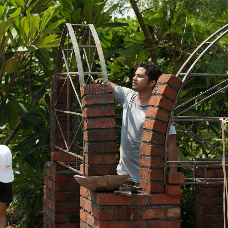 Making brick arch