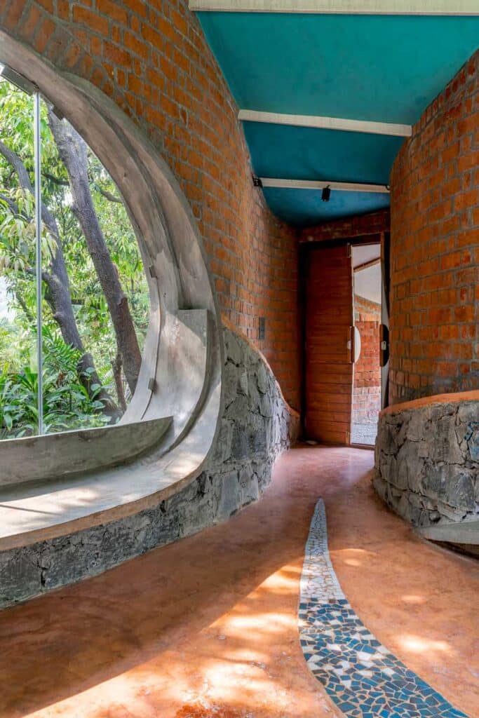 Biophilic farmhouse in alibag near mumbai, india1 asmalay