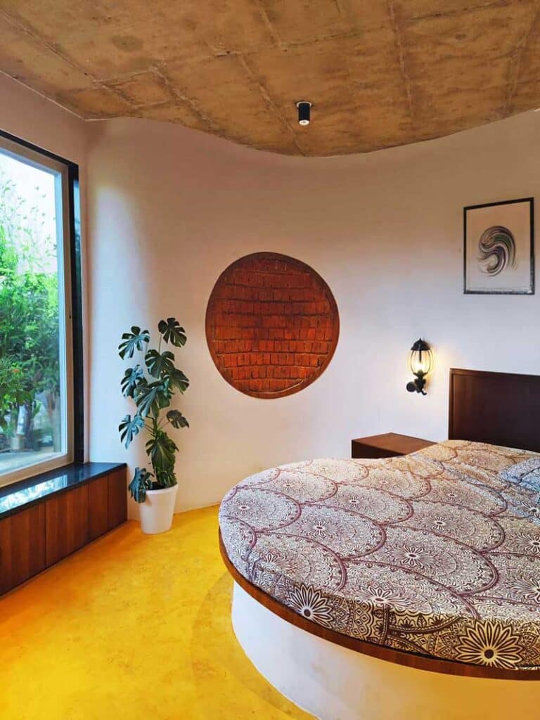 Biophilic farmhouse in alibag near mumbai, india21