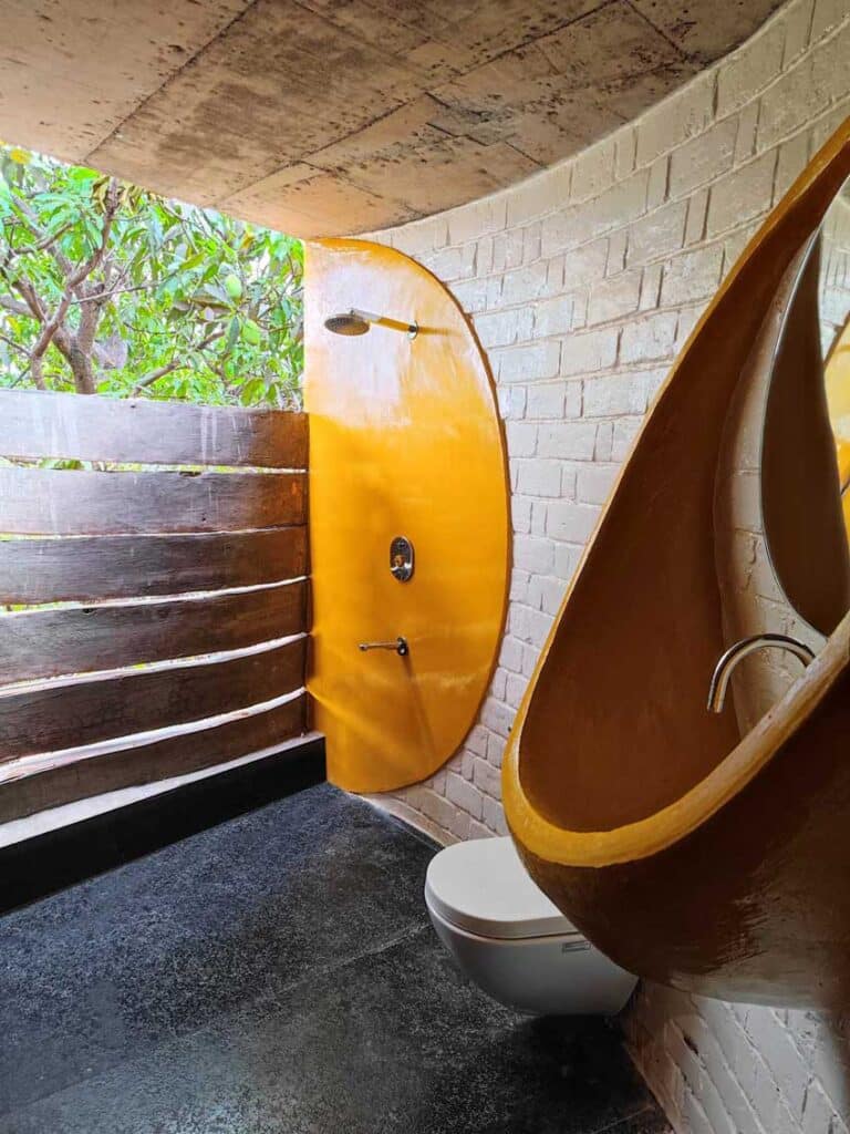 Biophilic farmhouse in alibag near mumbai, india22