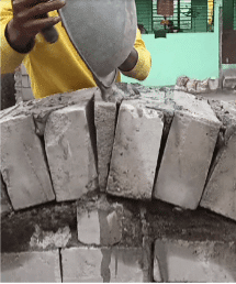 Brick arch keystone placing
