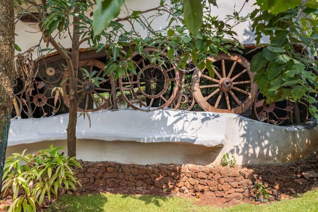 Mud house natural building architects near mumbai india36 maativan