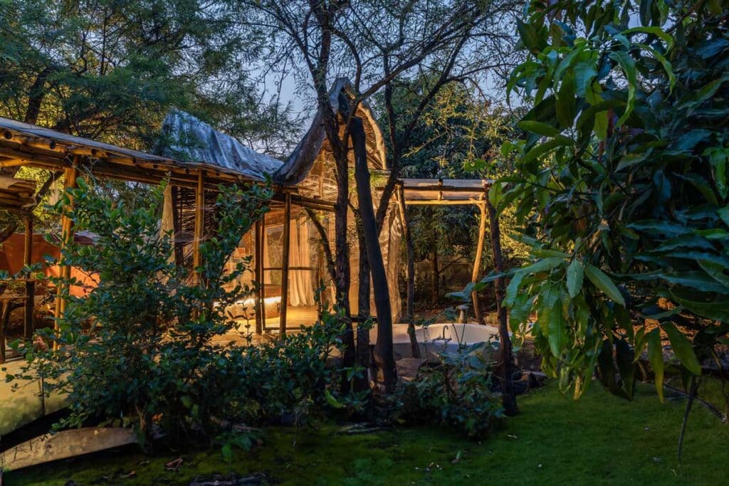 Mud house natural building architects near mumbai india64 maativan