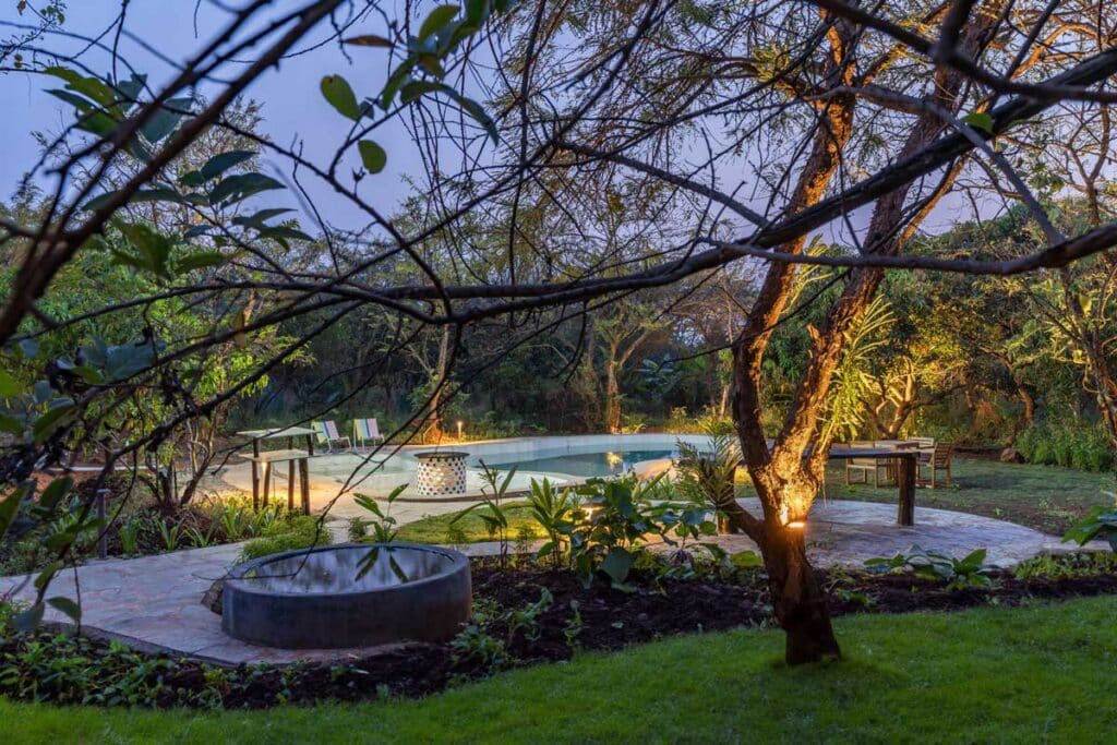 Mud house natural building architects near mumbai india67 maativan